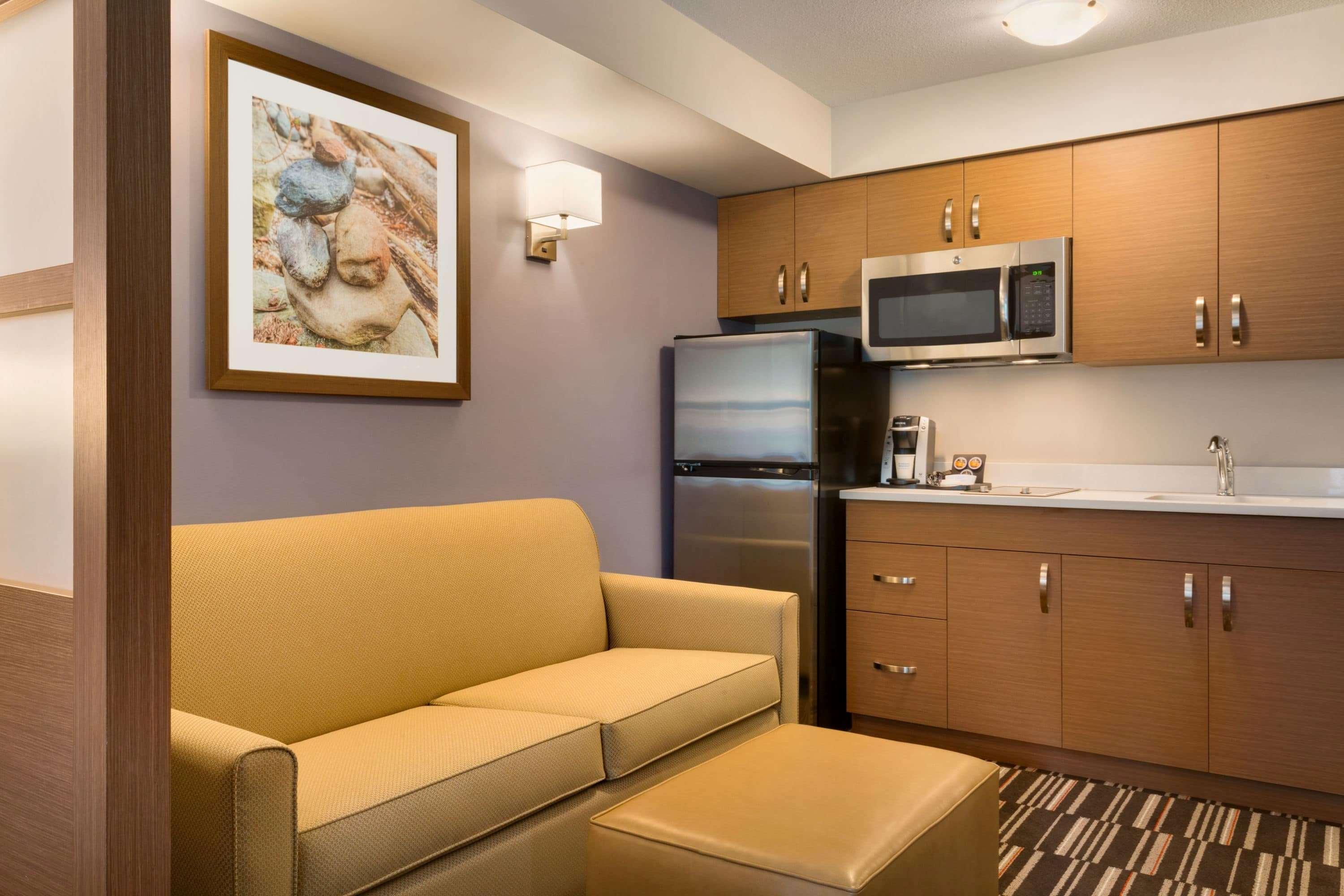 Microtel Inn & Suites By Wyndham Oyster Bay Ледисмит Экстерьер фото