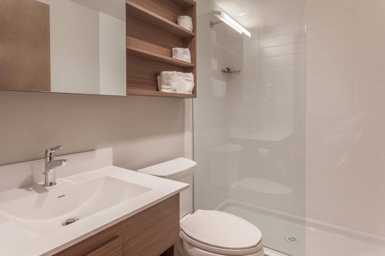 Microtel Inn & Suites By Wyndham Oyster Bay Ледисмит Экстерьер фото